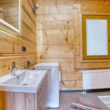 Goralski Modrzewiowa Weranda Chalet *